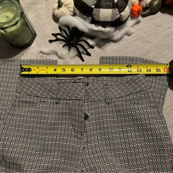 NEW WITHOUT TAGS, EXPRESS DRESS PANT - Picture 10 of 11